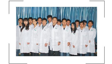 長隆科技技術(shù)團隊